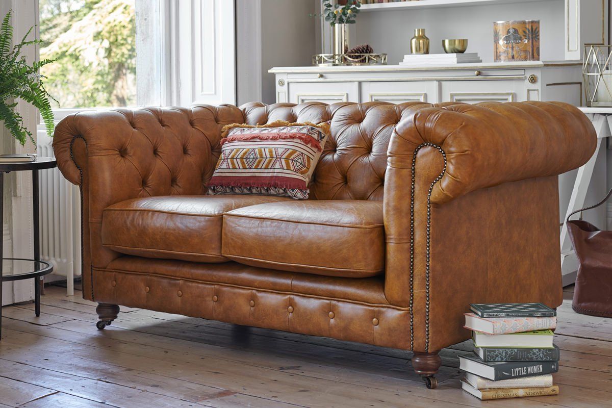 Grand Chesterfield 3 Seater Leather Sofa